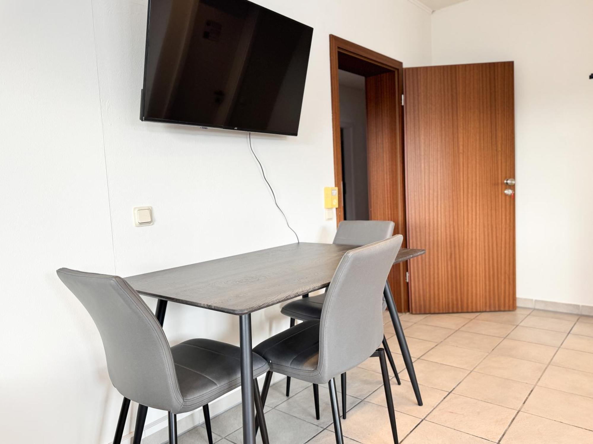 Modern Living Studios Karlsbad Exterior photo